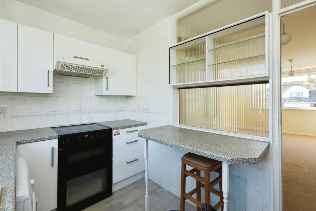 Apartment in Sheffield, Ecclesall - View 4