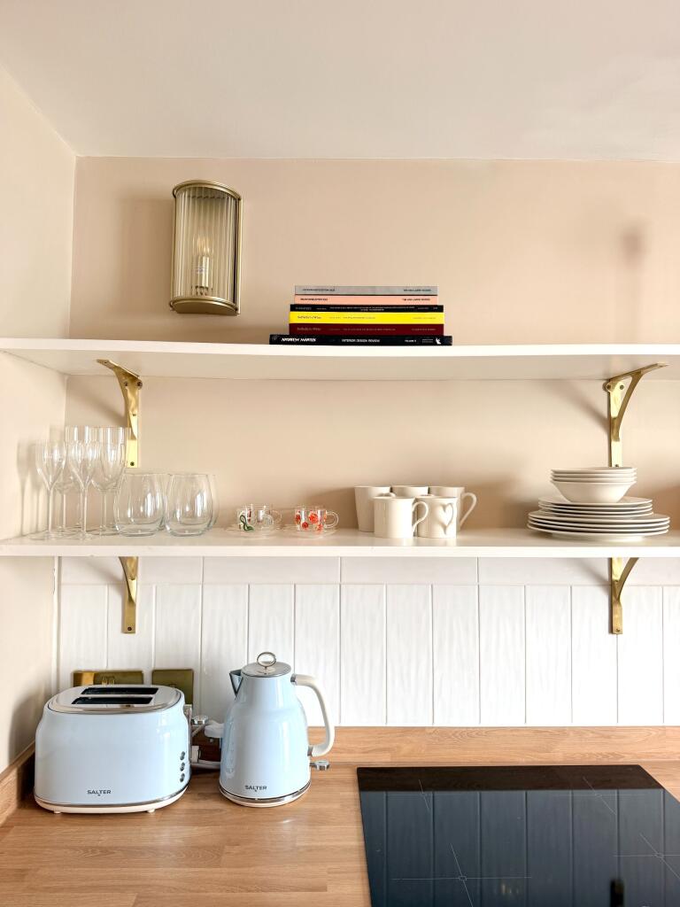 Apartment in London, North Kensington - More