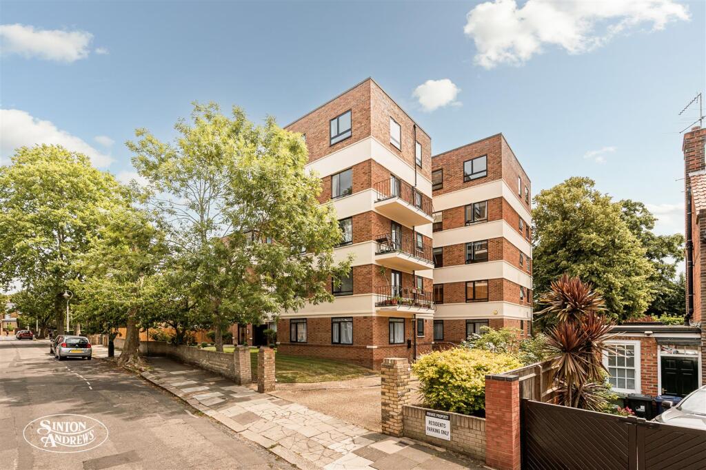 2-bed flat on Rathgar Avenue, Northfields, £510,000