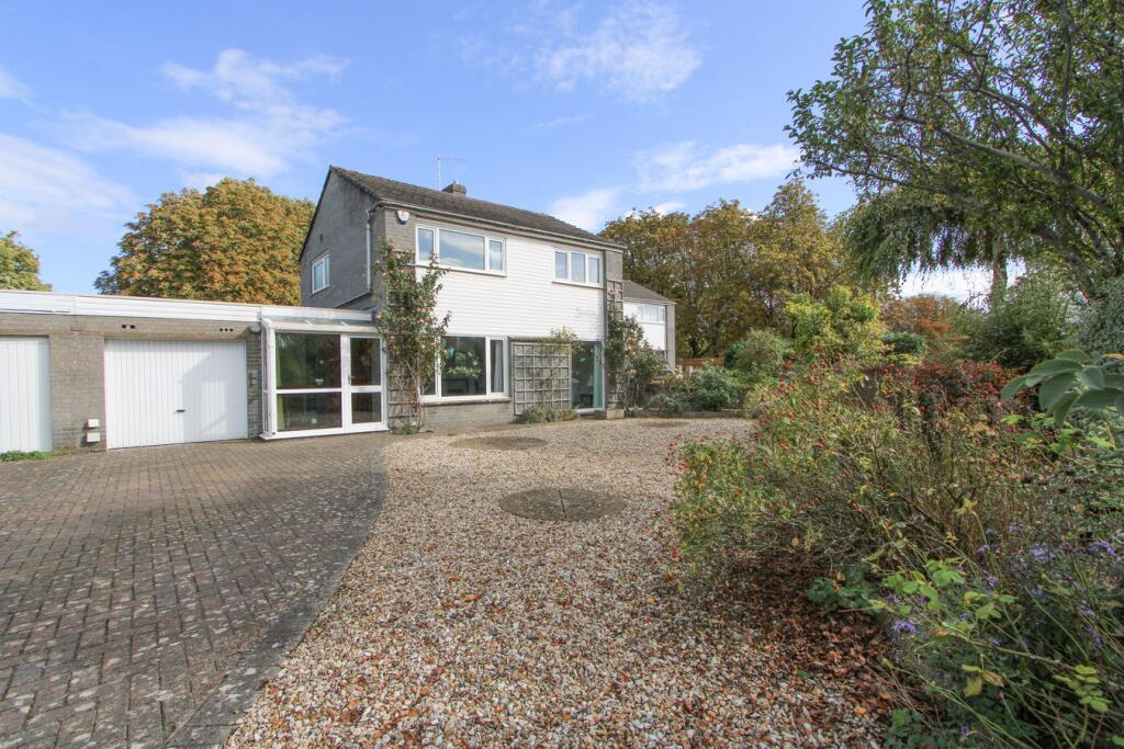 Main image of property: Leaman Close, Chipping Sodbury, BS37