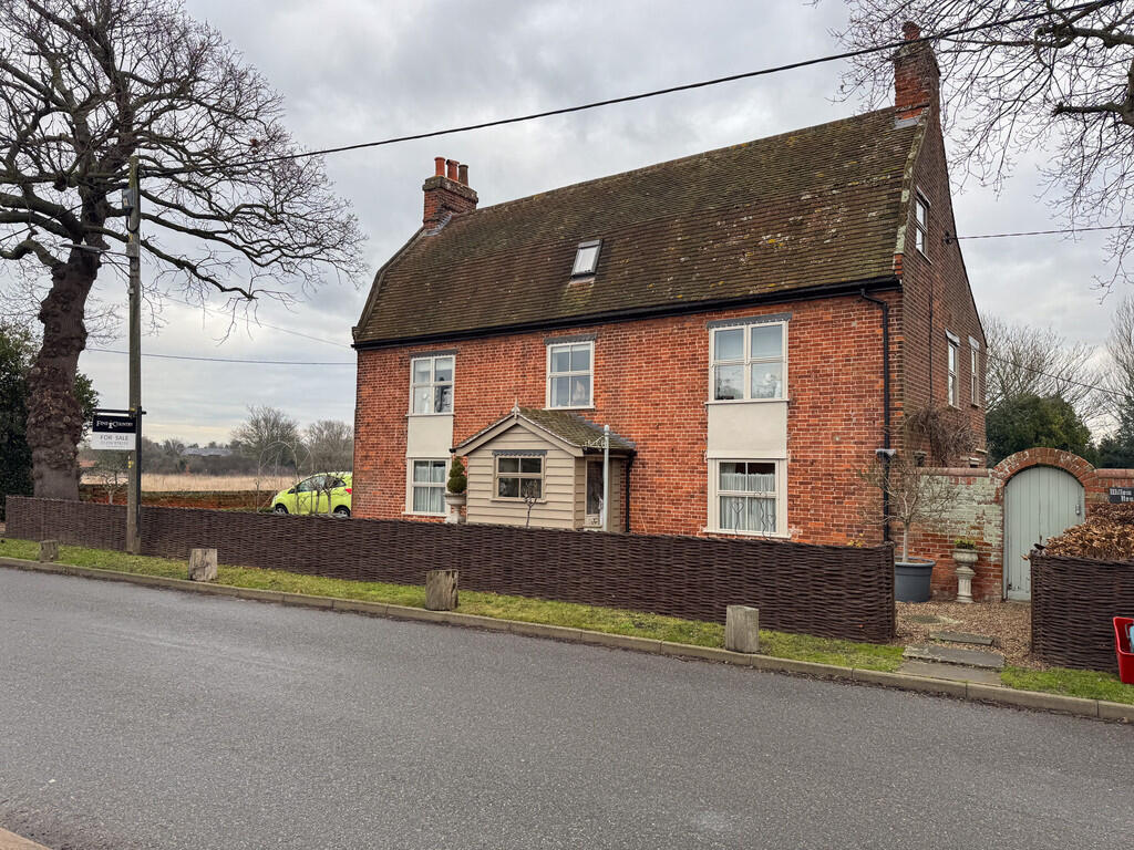 Main image of property: Halstead Road, Kirby-Cross, Frinton-on-Sea, Essex, CO13