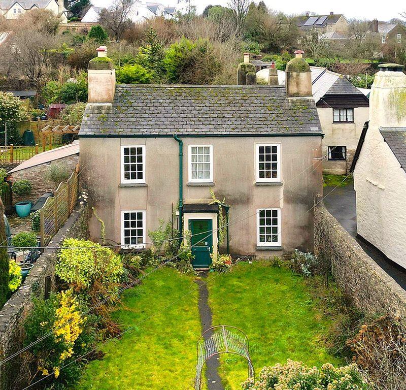 Main image of property: 1 North Street, Newton Abbot