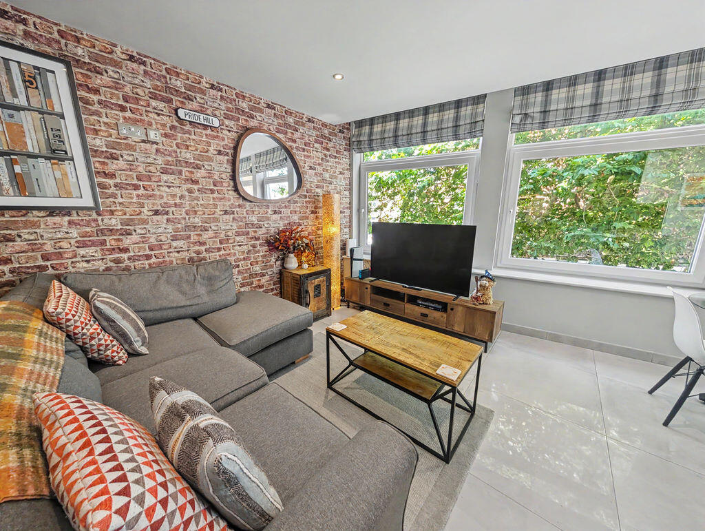 Main image of property: Pride Hill House, Shrewsbury, Shropshire, SY1 1DP