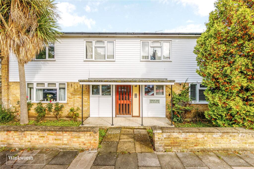 Main image of property: Gordon Road, London, W4