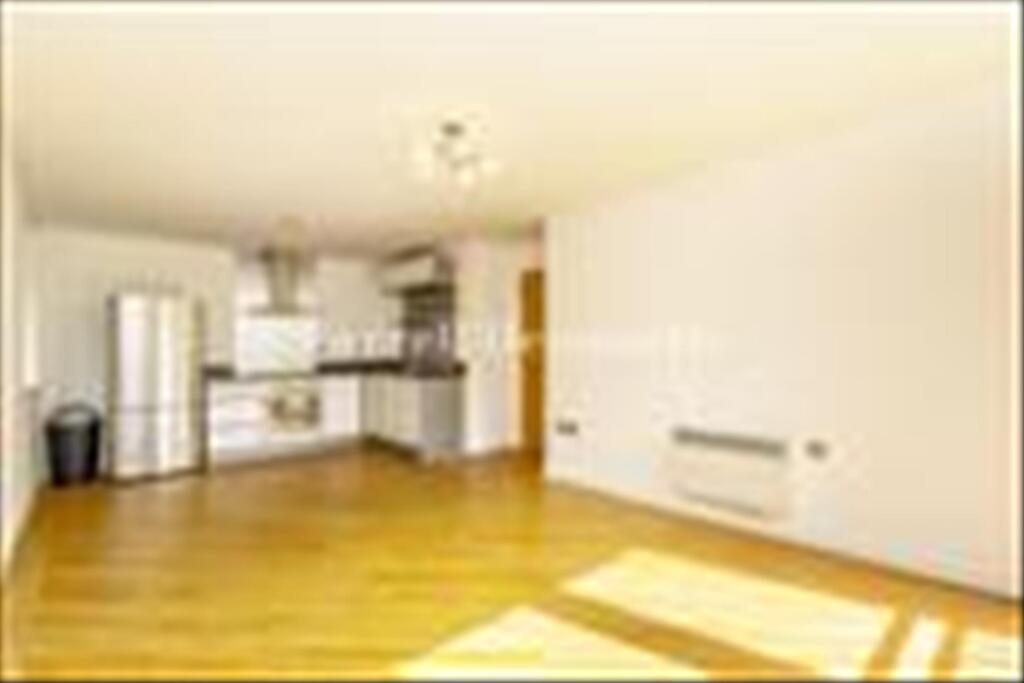 Apartment in Lancaster - View 3