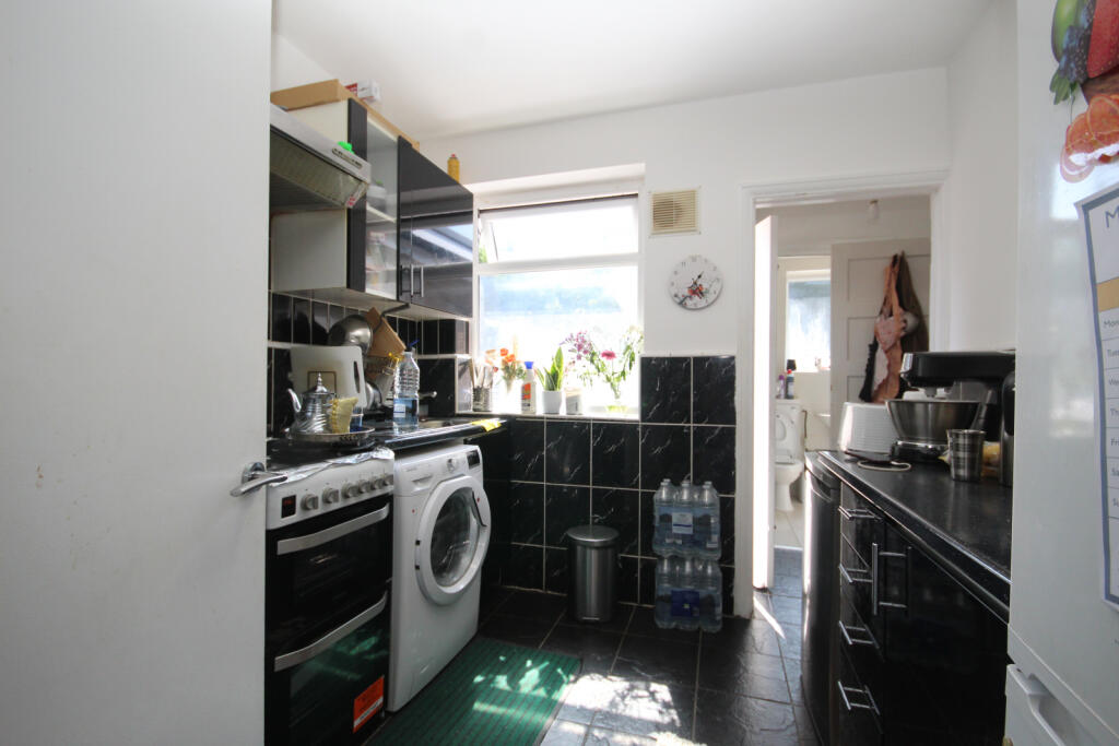 Apartment in London - View 4