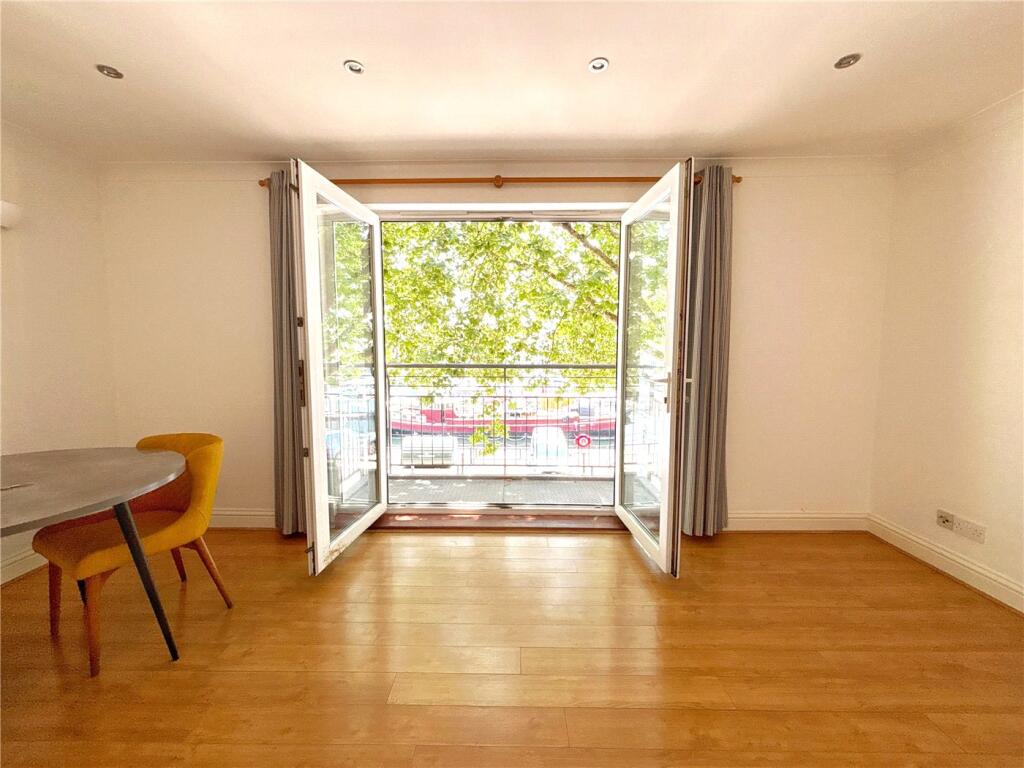 Apartment in London - View 2