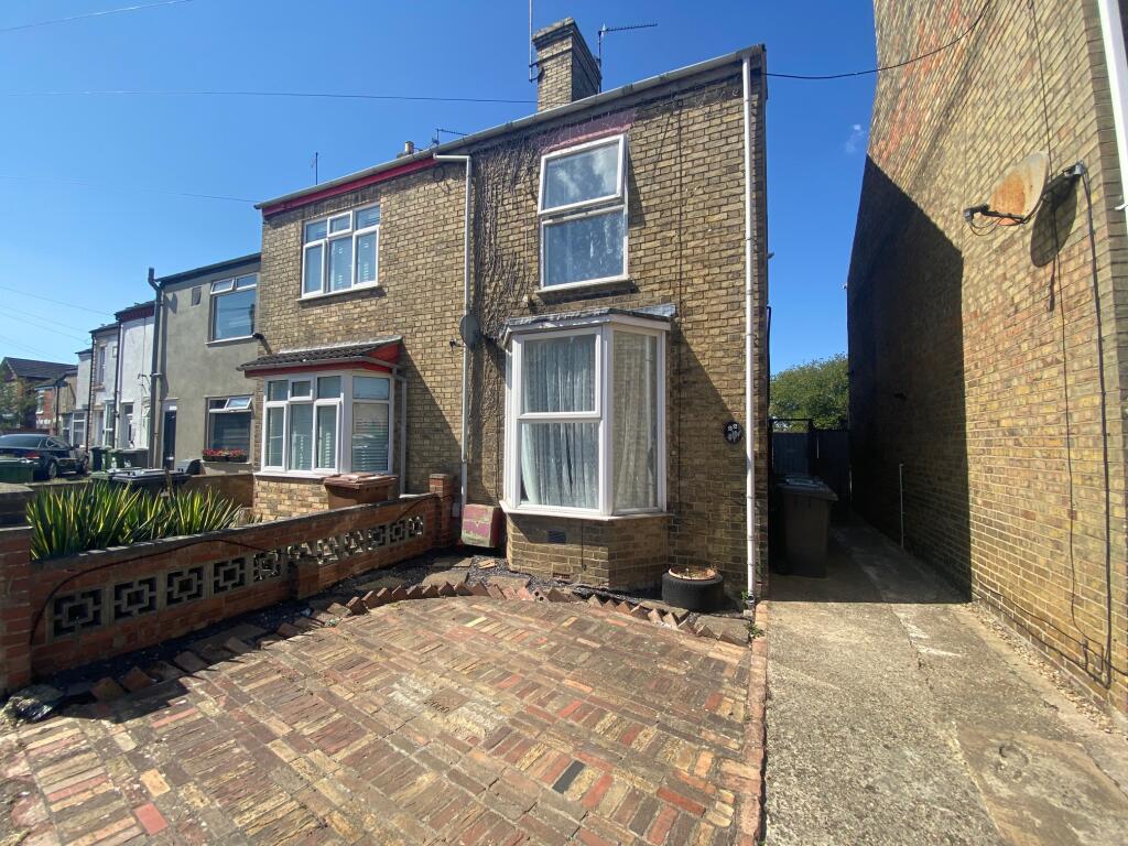 Main image of property: New Road, Woodston, Peterborough