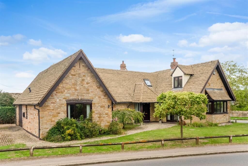 Main image of property: Darlingscott, Shipston-on-Stour