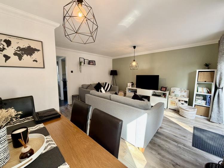 Lakeside Road, Ipswich - View 5