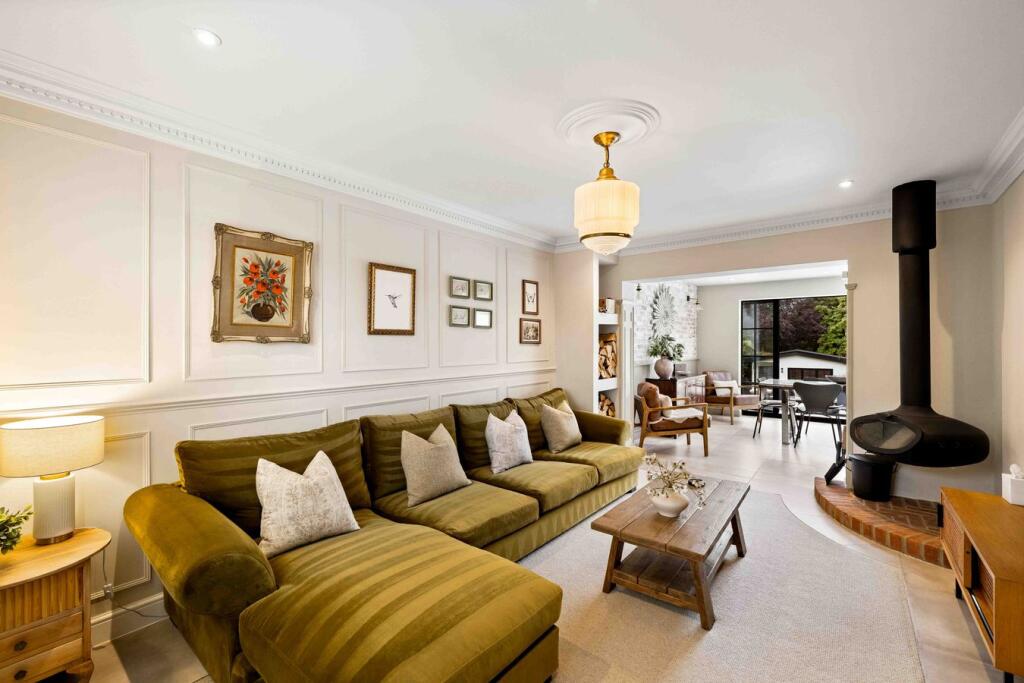 House in Canterbury - View 4