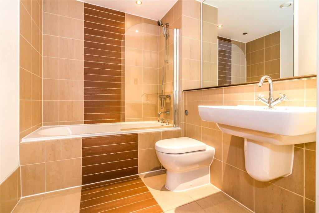 Apartment in Manchester - More