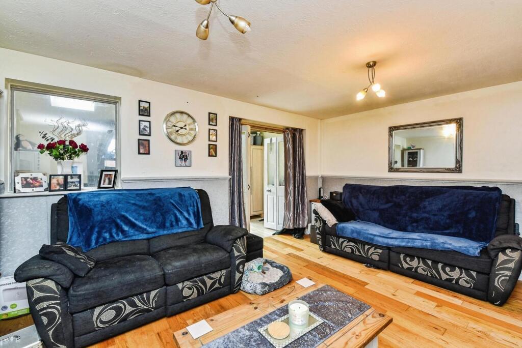 Additional image 5 of Misburg Close, SHEPTON MALLET, Somerset, BA4