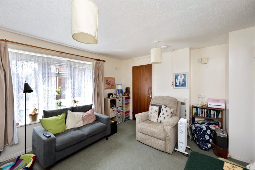 Elm Grove, Lancing, West Sussex, BN15 photo 3