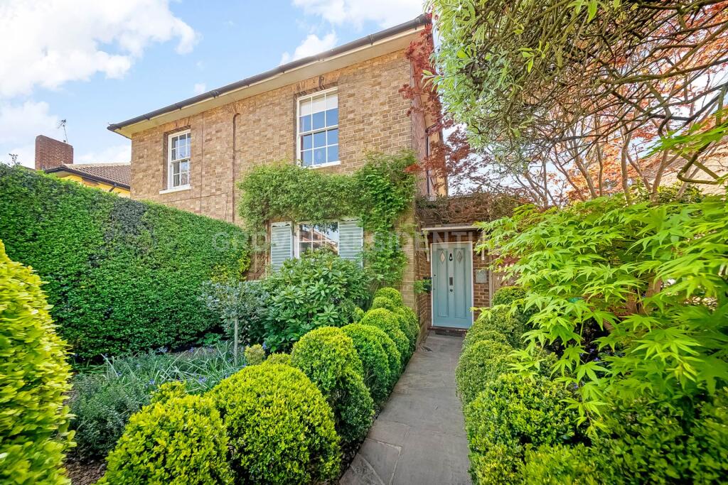 Main image of property: Chestnut Grove, New Malden
