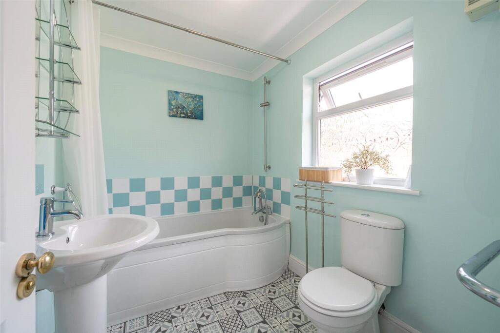 Additional image 10 of Station Road, Harpenden, AL5