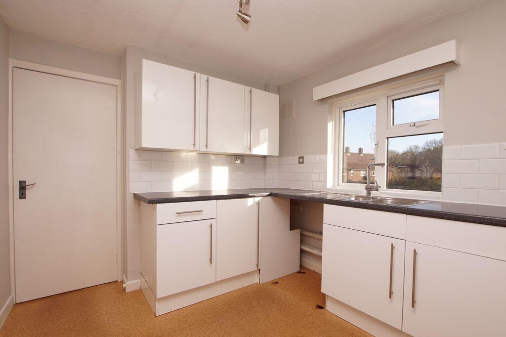 St. Nicholas Avenue, Gosport, PO12 photo 3