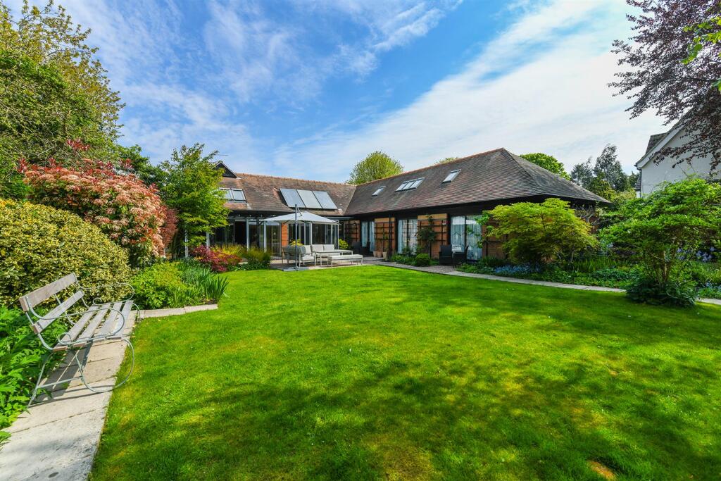 Main image of property: Kneeton Road, East Bridgford, Nottingham