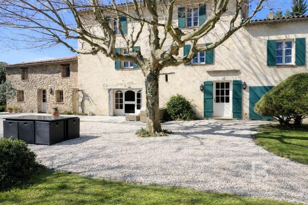 Main image of property: Provence-Alps-Cote d`Azur, Var, La Roquebrussanne