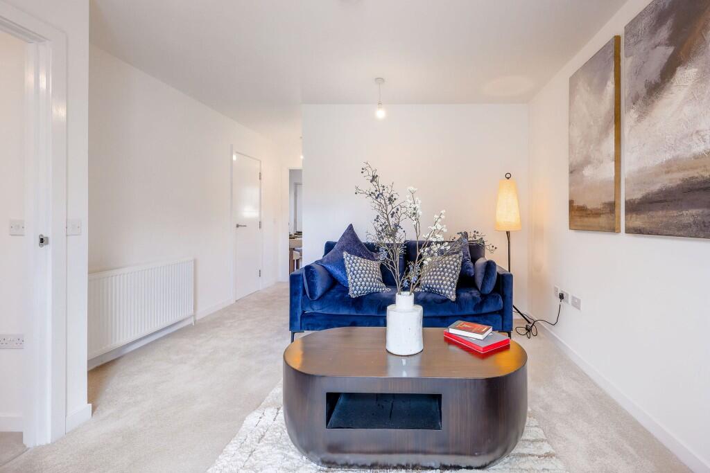 Muirhouse Green,
Edinburgh,
EH44QY photo 2