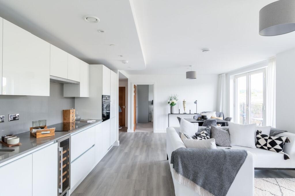 Apartment in Bath, East Twerton - View 4