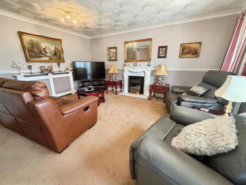 House in Ipswich - View 4
