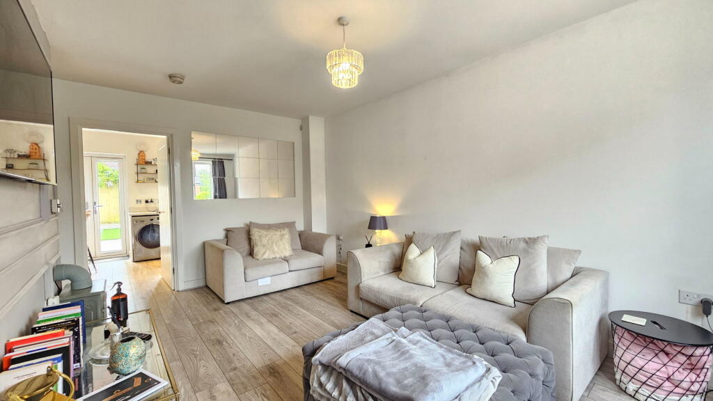 Greenacre Place, Newbury, RG14 7GY photo 4