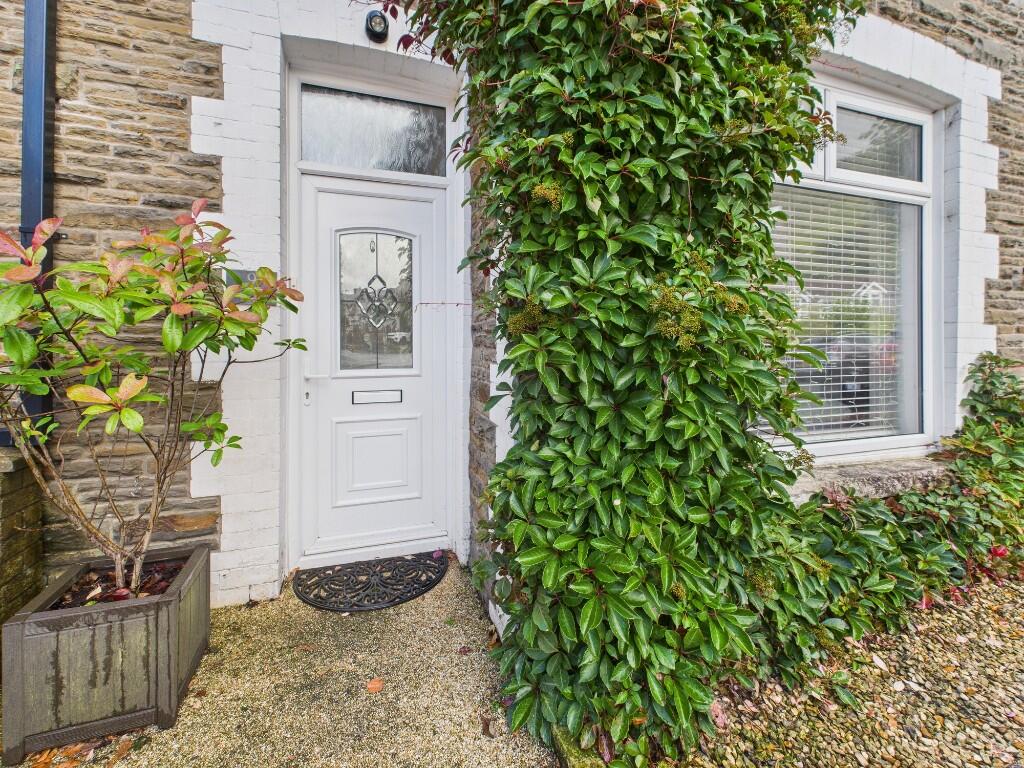 Pencerrig Street, CF83 photo 3
