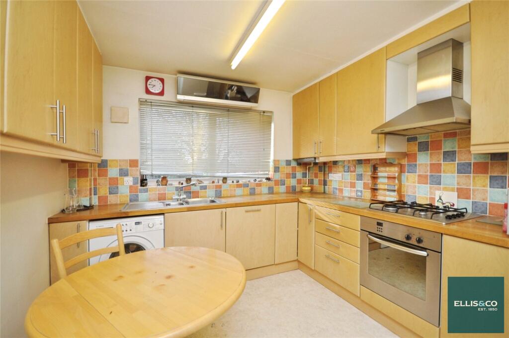 Apartment in London - View 3