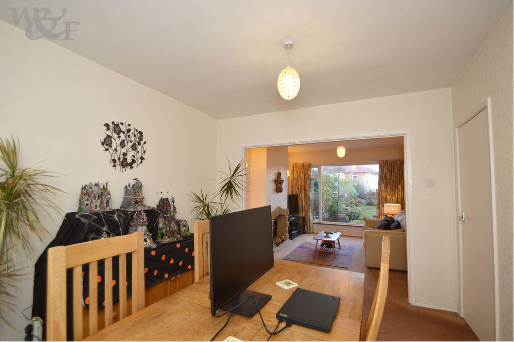 House in Sutton Coldfield, Walmley - View 4