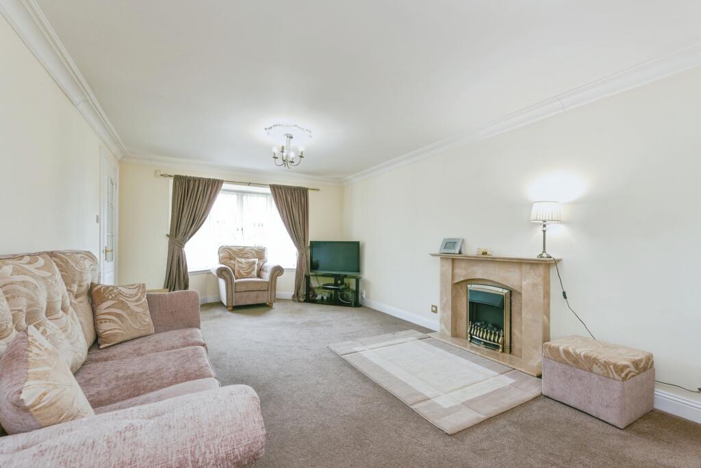 Main image of property: Sanquhar Gardens, Glasgow, G53
