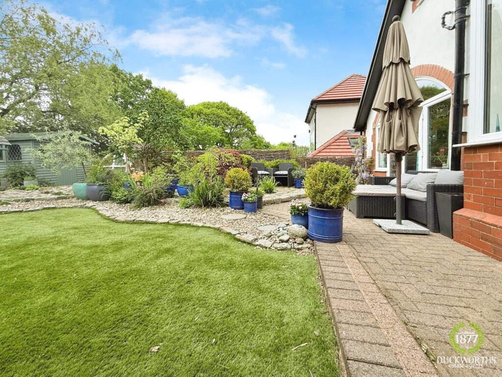 Additional image 49 of Earnsdale Avenue, Darwen, BB3