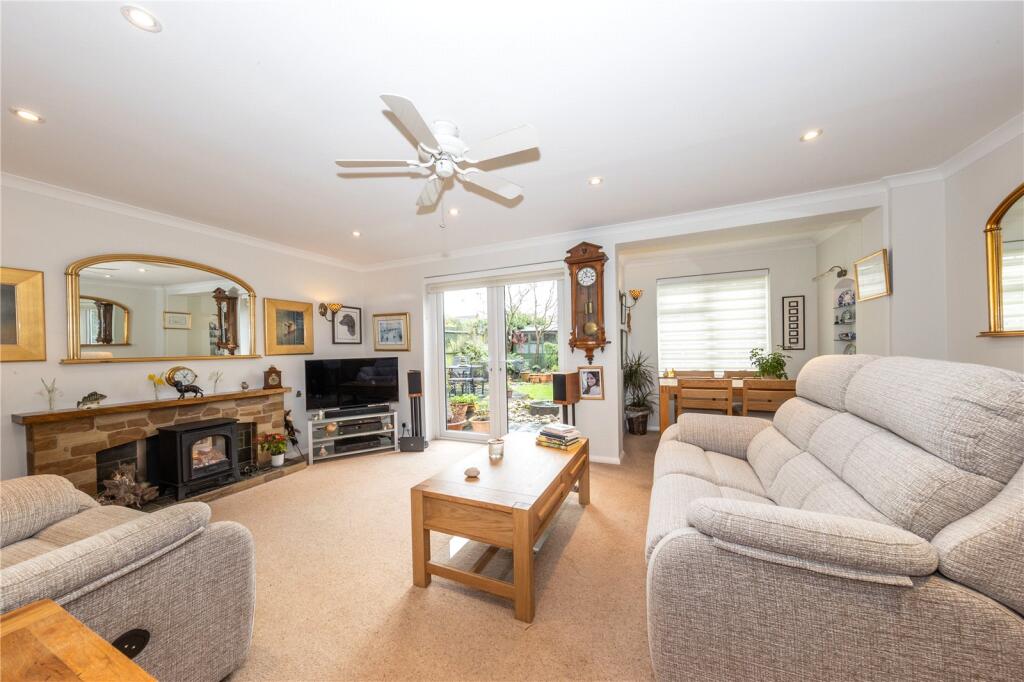 Orchard Way, North Crawley, Buckinghamshire, MK16 photo 4