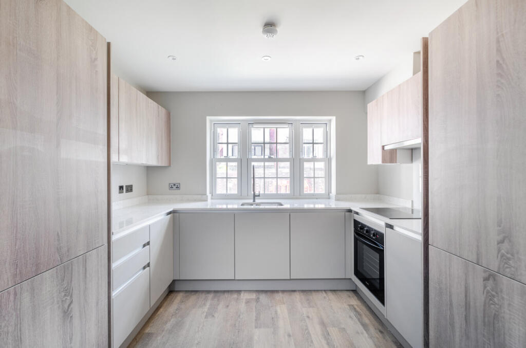 Apartment in Southsea - View 5