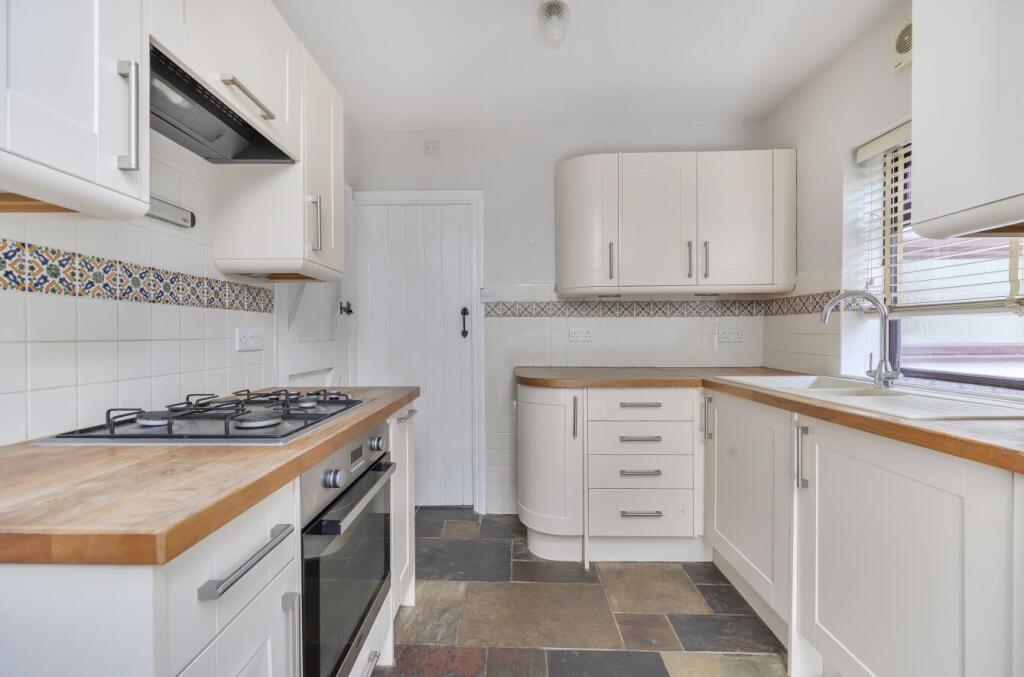 House in Tonbridge - View 4