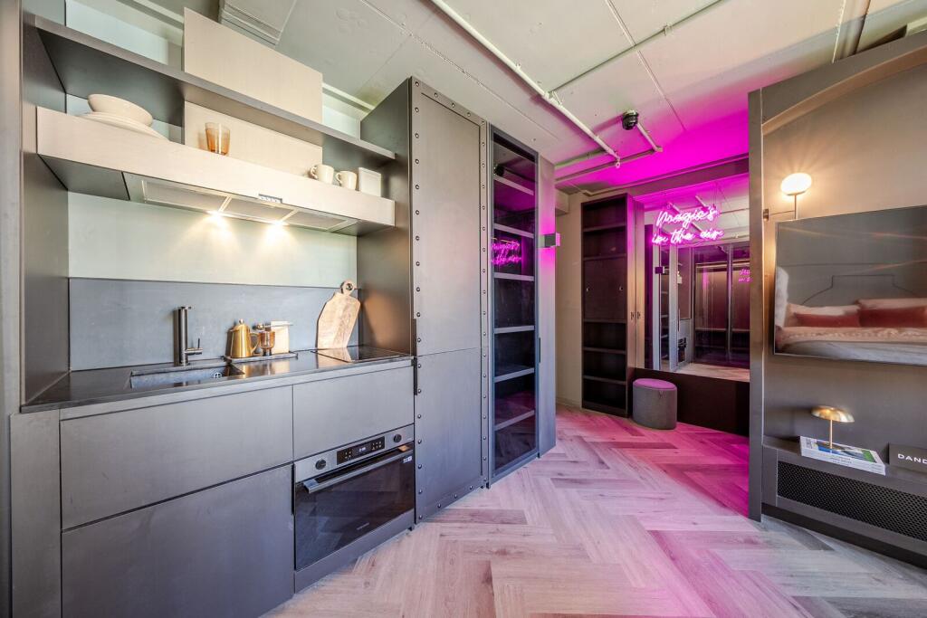 Studio flat for rent