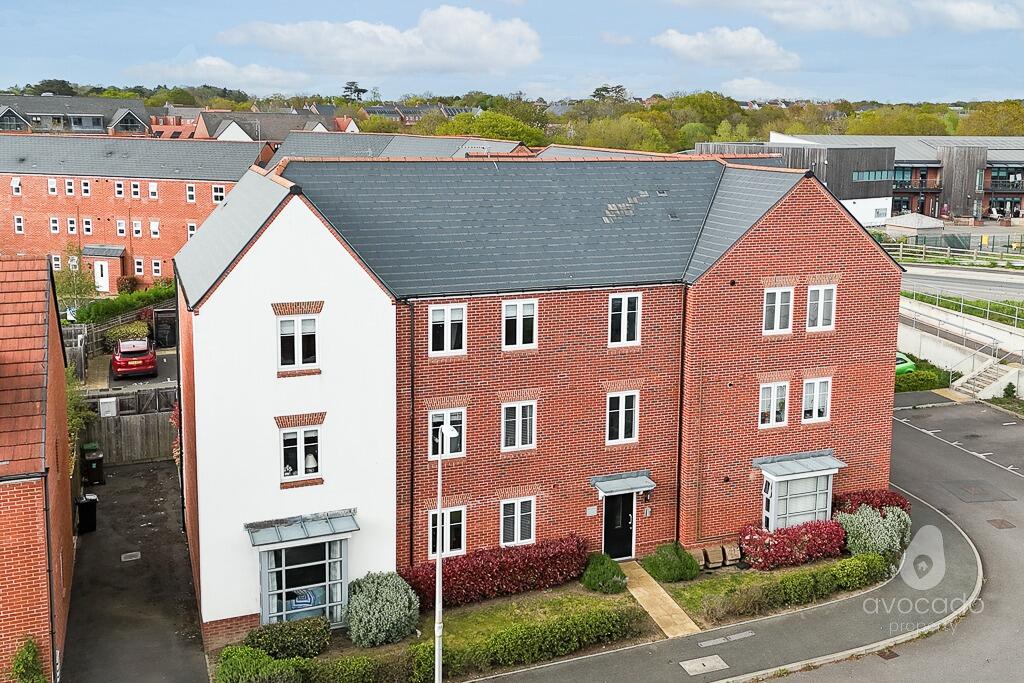 Main image of property: Ifould Crescent, Wokingham, Berkshire, RG40