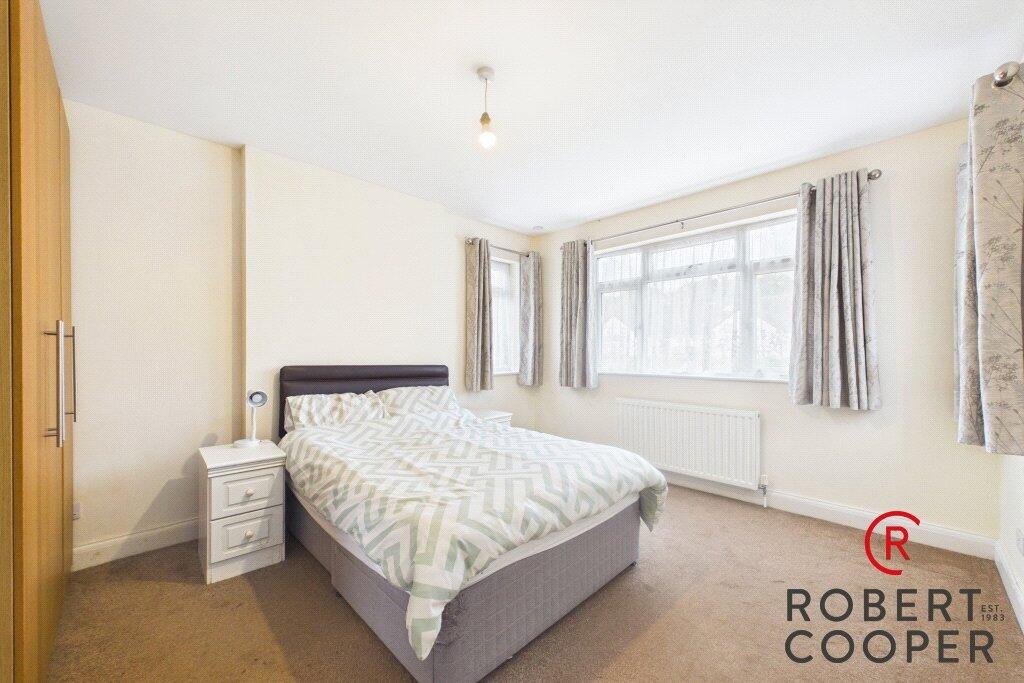 House in Harrow - View 5