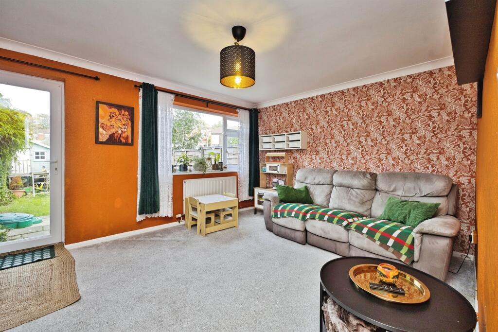 Sandringham Road, YEOVIL photo 4