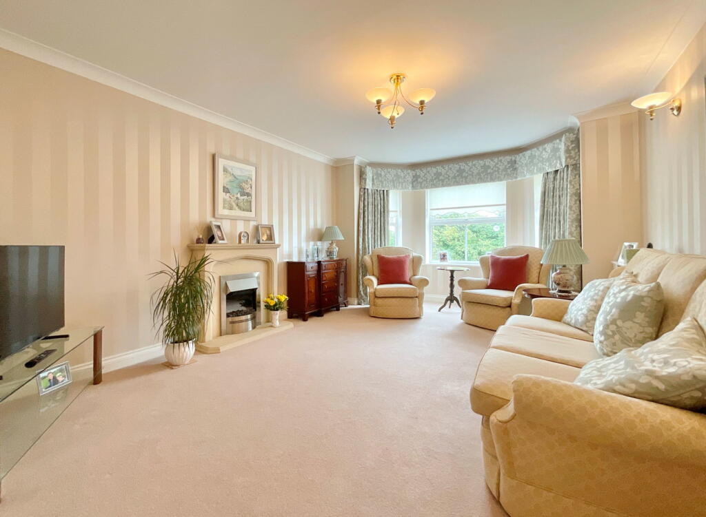 Lancaster Road, Birkdale, Southport photo 4