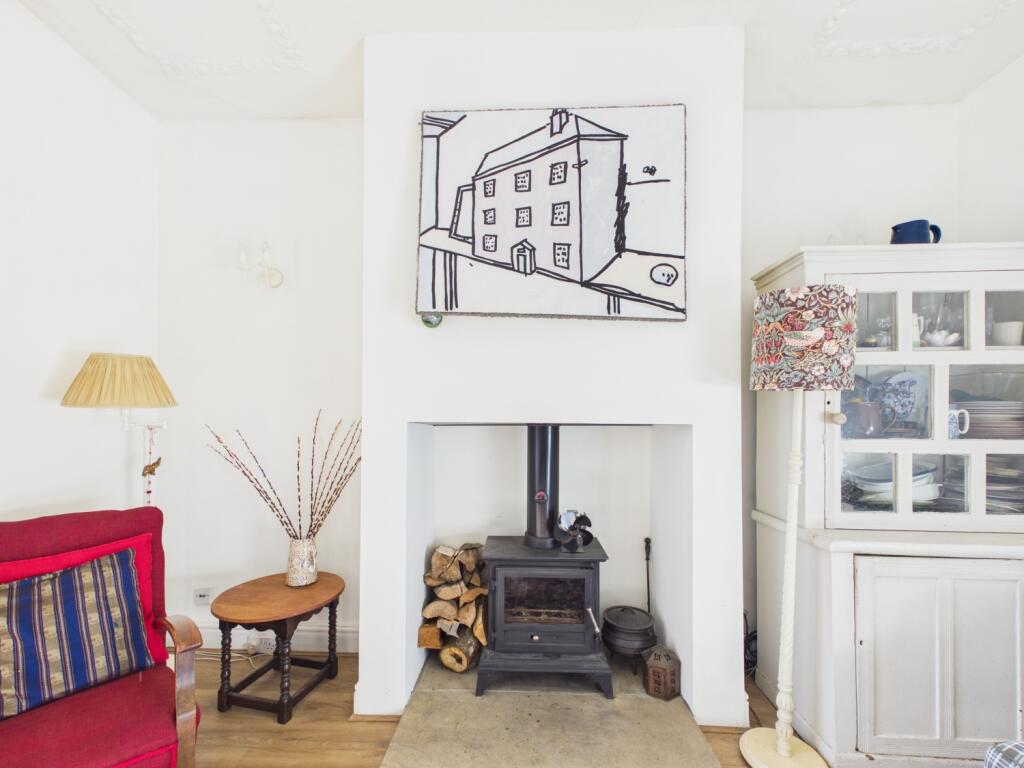 House in Kirklees, West Yorkshire - More