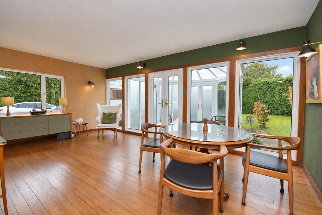 House in Perth - View 4