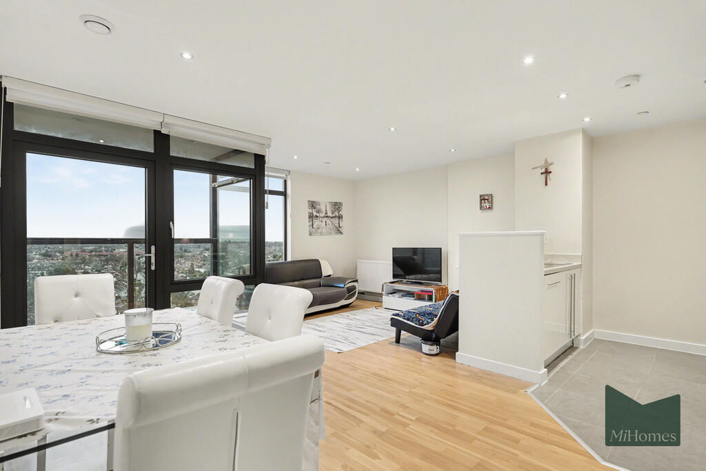 Main image of property: Pinnacle House, EN1