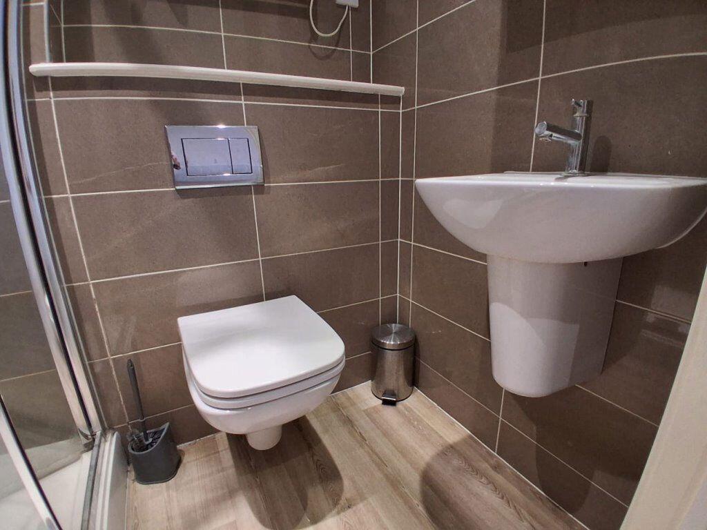 Apartment in Southampton - View 4