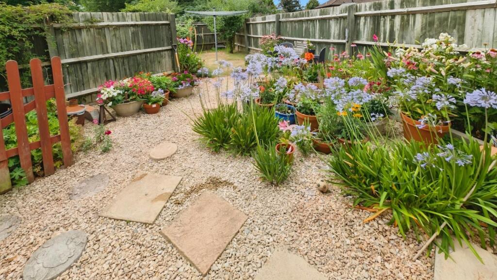 Five Acre Drive, Stapleton, Bristol, BS16 1JA photo 5