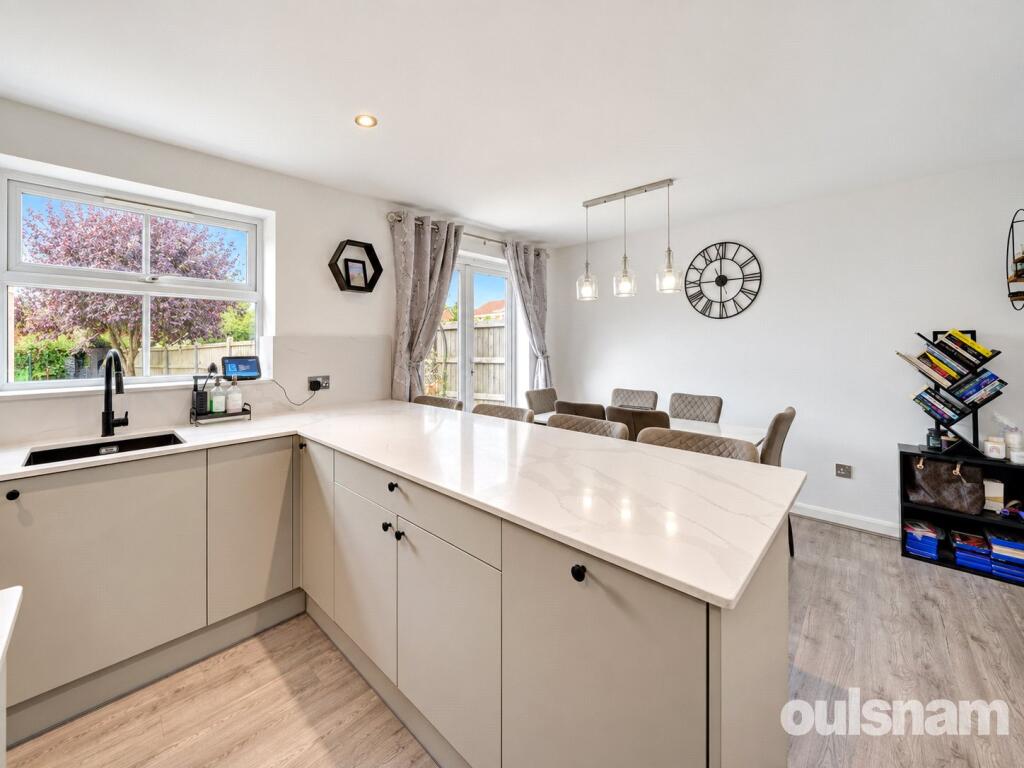 House in Wychavon, Primsland, Droitwich Spa - More