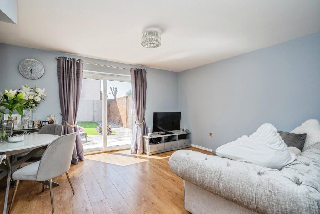 House in Portsmouth - View 4