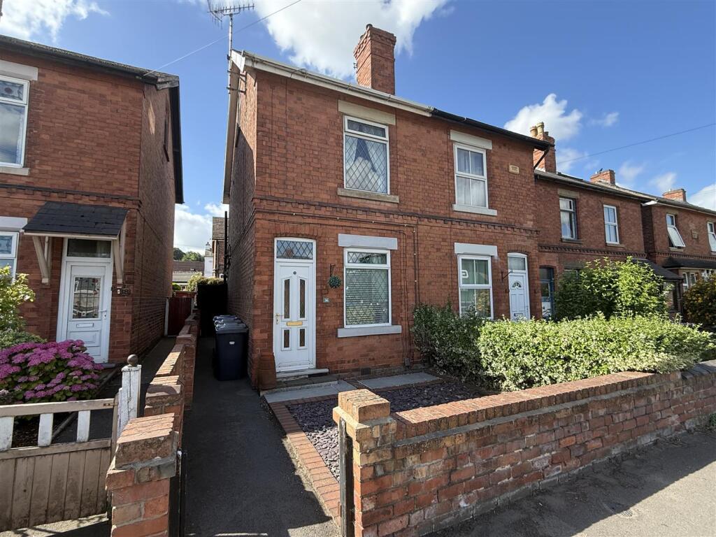 Main image of property: Grantham Road, Radcliffe-On-Trent, Nottingham
