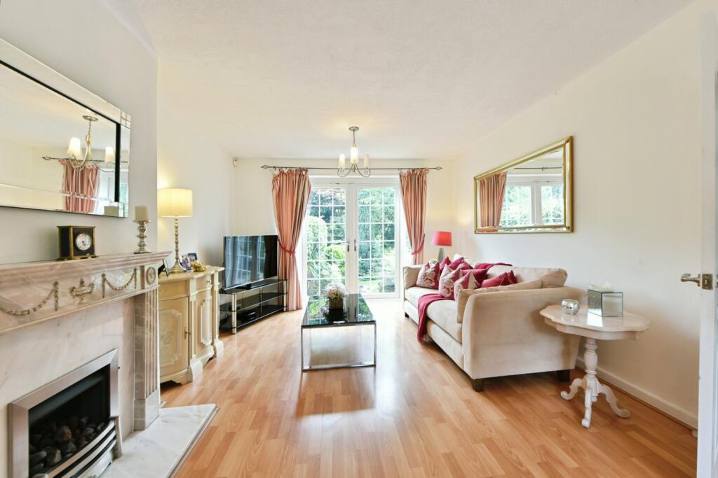 House in Stockport, Greater Manchester - View 4