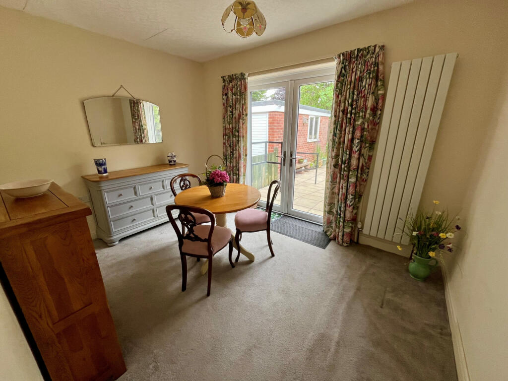 House in Hull - View 5